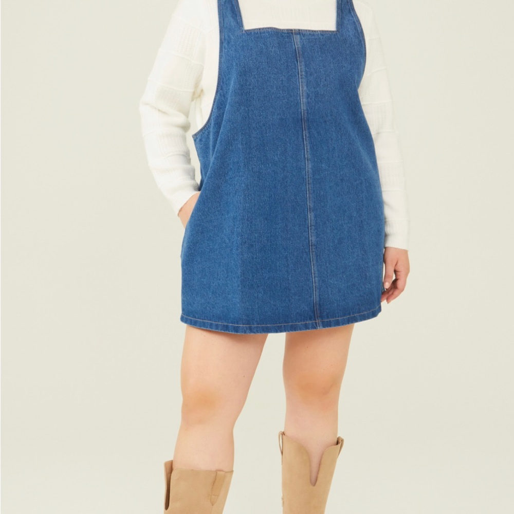 NWT Arula (Altar’d State) Denim Skirtall